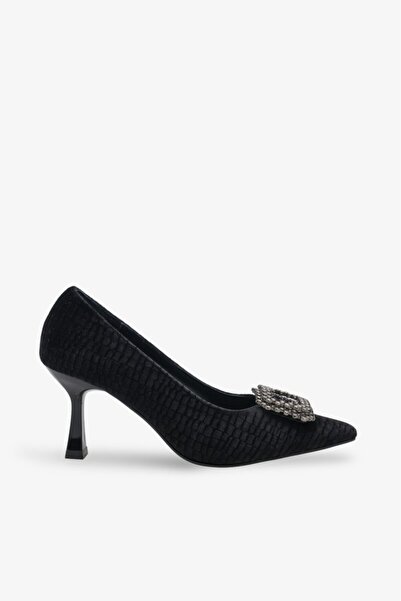 İNNABUTİKK Lunvera Velvet Stone Buckle Women's Heeled Shoes Black