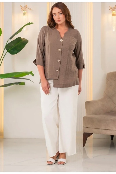 FUERTE XL بلوزة بأكمام ثلاثية الأرباع مع تفاصيل الأزرار