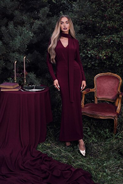 Made of Emotion M891 Elegant maxi dress with sash