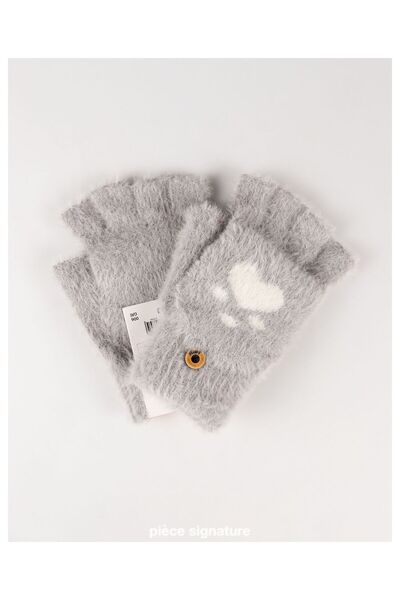 PIECE SIGNATURE 95% Viscose 5% Spandex, Girls' Soft Covered Cut Gloves (Ages 4-8)