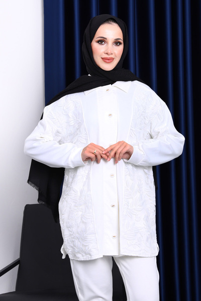 İmajButik طقم بنطلون مزين بالترتر والأزرار بلون الكريم