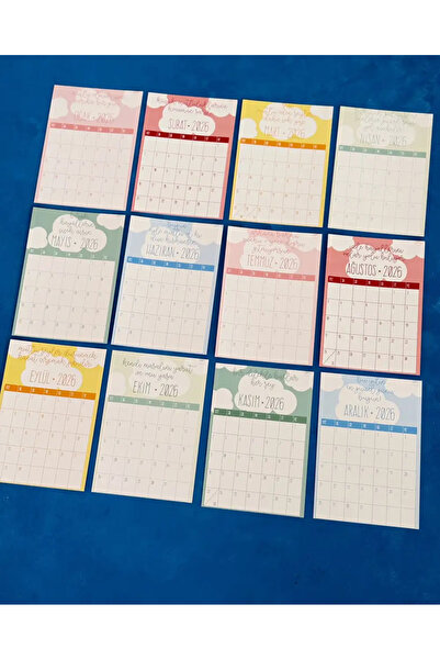 Bikutumutluluk 2026 Takvimi Renkli Pastel Renkler Masa Takvimi