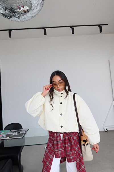 Özge Özgenç Solid textured puffer jacket