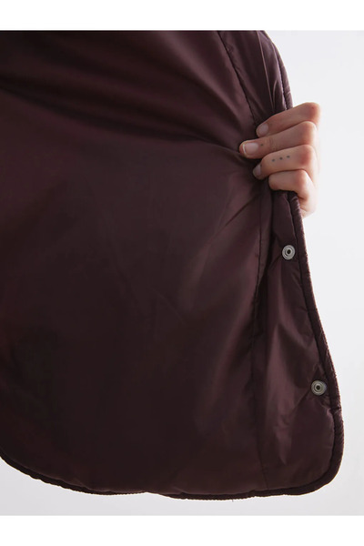 LC Waikiki Kapüşonlu Kapitone Kadın Şişme Mont