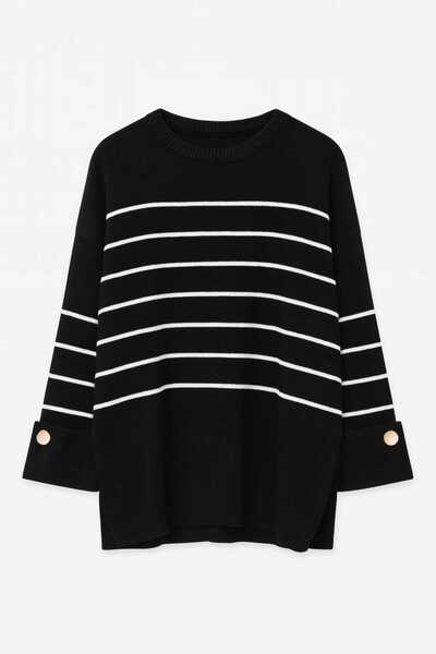 gigigiyim Striped Women's Sweater with Button Detail on the Sleeves