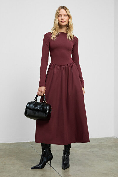 GRIMELANGE Pani Women's Maxi Length Skirt Part Woven Poplin Flared Top Part Stretchy Viscose Elastane Stylish Burgundy Dress