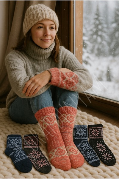 çorapdunyam 4 Pairs of Winter Wool Woven Socks (Colors May Vary)