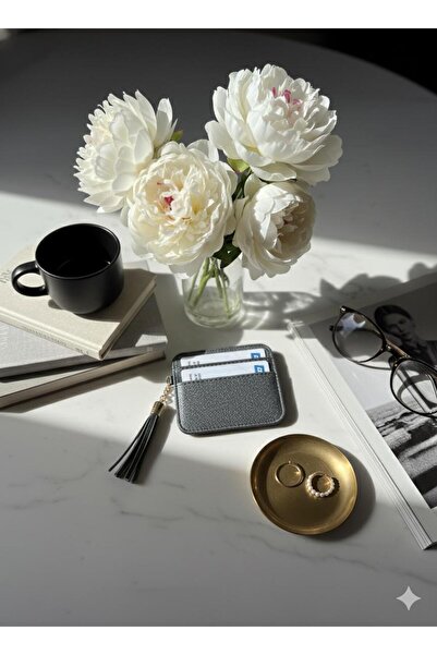 mlio Silvery Gray Tassel Detailed Card Holder