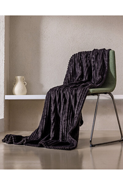 Madame Coco Corbeau Welsoft Flat Tv Blanket - Anthracite