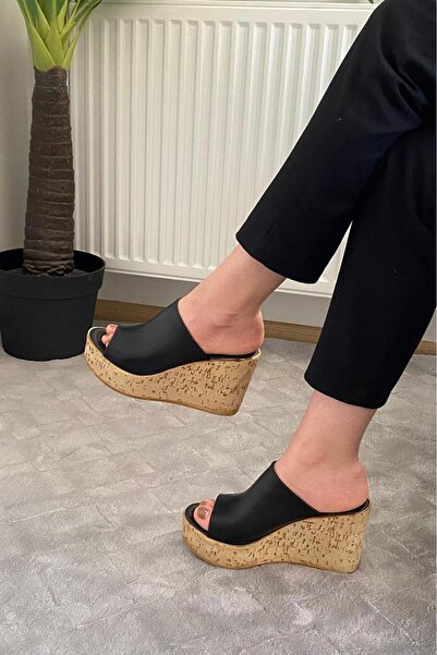 asmi shoes Γυναικείες παντόφλες Limo με μαύρη σόλα από φελλό 10 εκ. Μαύρο