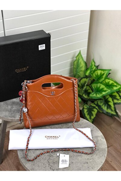 bag Shoulder bag with accessories