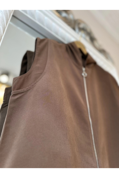 Invee Дълга яке с качулка - кафяво