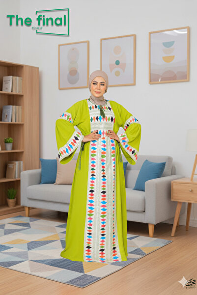 The final touch Reception jalabiya with an elegant and attractive design, fits up to 100 kg