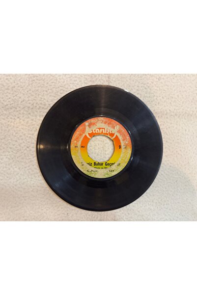 tayfuntufan ORHAN GENCEBAY - SENSİZ BAHAR GEÇMİYOR - BAŞA GELEN ÇEKİLİRMİŞ PLAK