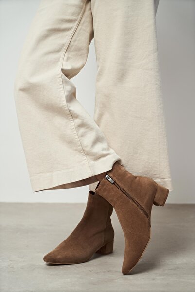 NİŞANTAŞI SHOES Γυναικείες μπότες Jesse Desert Dark Beige Suede Γνήσιο δέρμα με λεπτομέρεια από καουτσούκ με επίπεδη σόλα