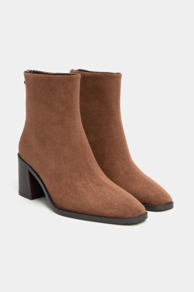 NİŞANTAŞI SHOES Casey Taba Süet Arka Fermuar Detay Kadın Topuklu Bot