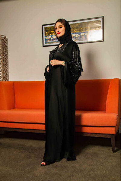 EMOND Black abaya with French silk