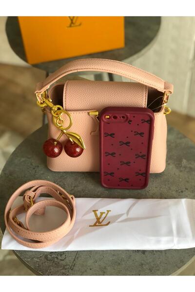 bag Shoulder bag with accessories