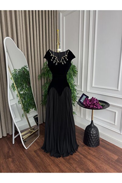 HOOR DRESSES فستان سهره جوخ وشيفون كسرات تطريز يدوي