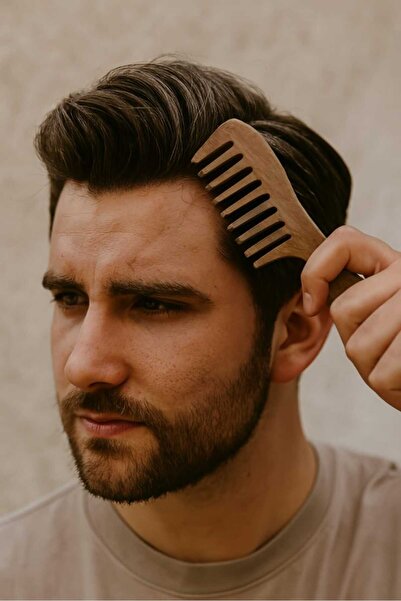 MadameNatural 100% Handmade Boxwood Comb (Natural Walnut Wood)