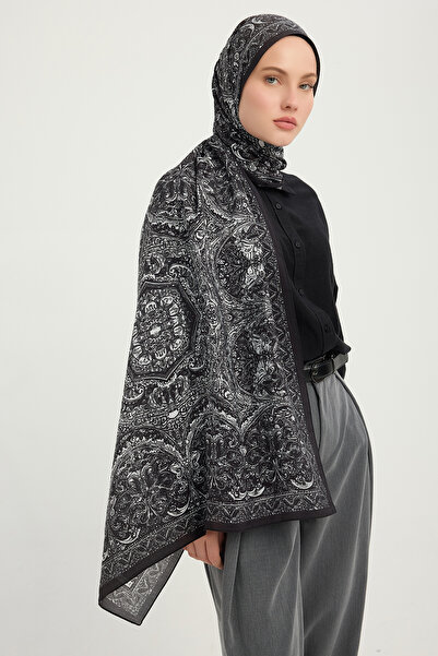 ipekistanbul Vierra Patterned Shawl - Eternal Palaces - Black