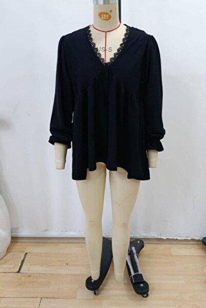 Mossta V-Neck Lace Aerobin Blouse - Black