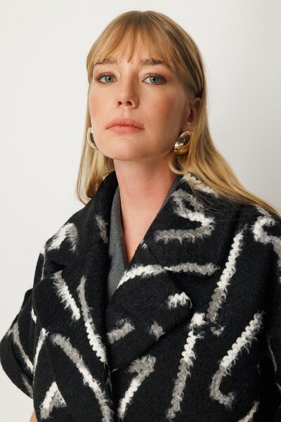 Ekol Bat Sleeve Patterned Coat Black 06005