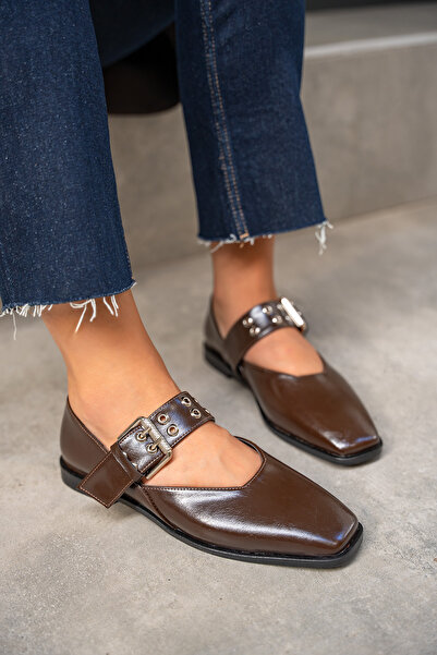 LAMİNTA Jewel Bitter Brown Leather Belt Detailed Women's Ballerinas