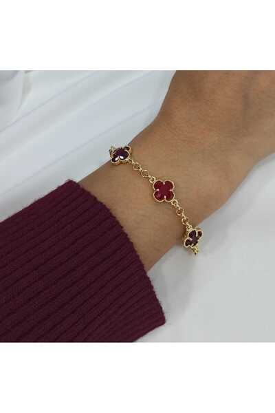 Simge Gümüş سوار البرسيم الذهبي