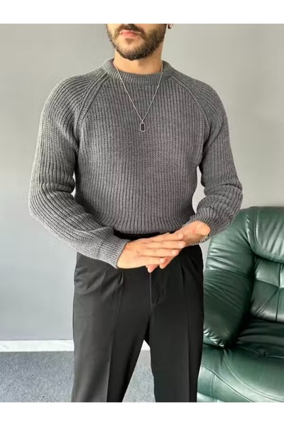 TÜZeMEN Crew Neck Wool Sweater