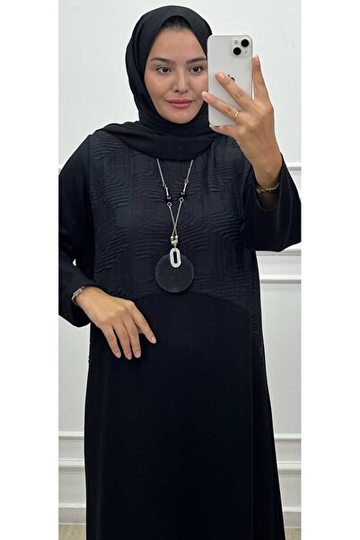 QUAWEAR Yuvarlak Bisiklet Yaka Garni Kumaş Detaylı Kolyeli Penye Kumaş Tam Boy Elbise