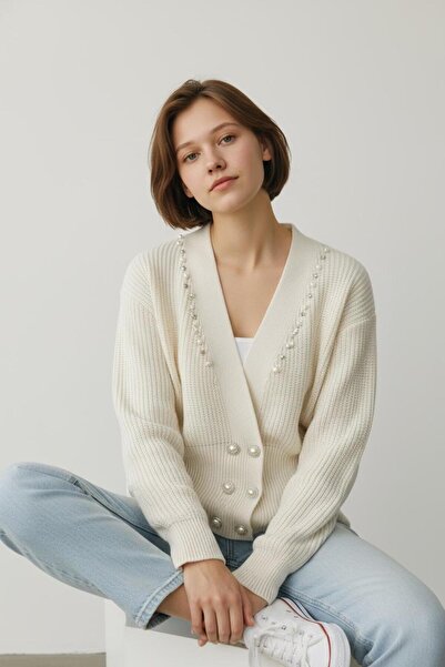 NEWCO Pearl Button Detailed V-Neck Knit Textured Women's Knitwear Cardigan – Stylish and Comfortable Design