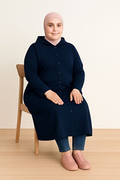MAY MARA Plus Size Long Ferace with Side Pockets, Hood and Snap Closure