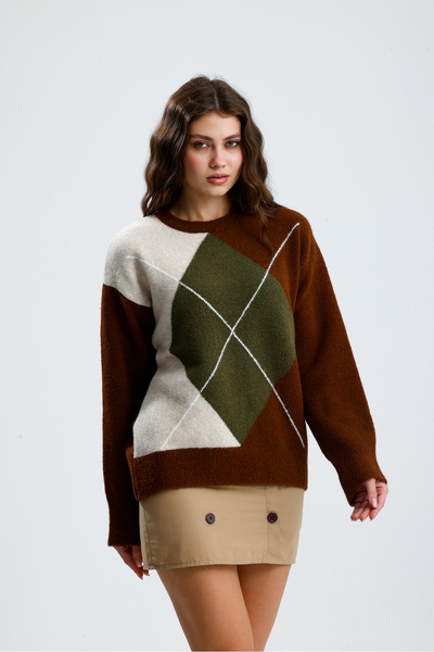 jöns since 1997 Women's Three-Color Wide Diamond Knit Sweater