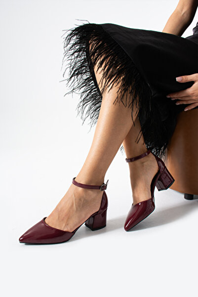 Moppy pantofi clasici cu toc pentru femei