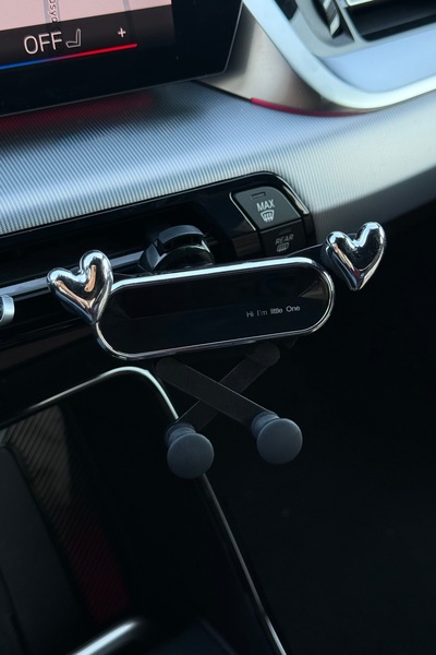 klovi İthal Kalpli Araç İçi Telefon Tutucu