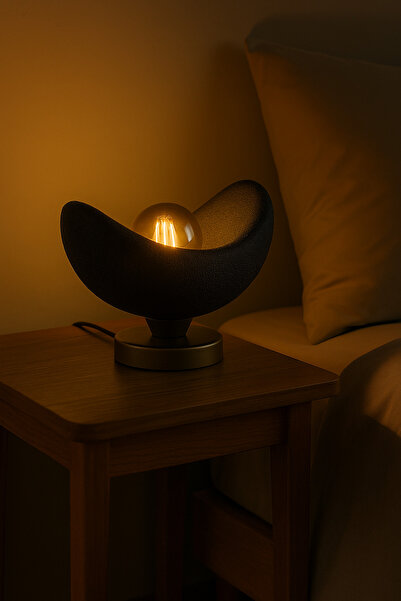 Findify Store Luna Design Table Lamp Bronze Detailed Lampshade Dim Amber Light, Rustic Bulb Gift 20 X 37 cm