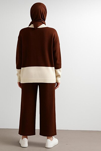 MAY MARA Stand-Up Collar 2-Piece Blazer and Pants Tricot Suit