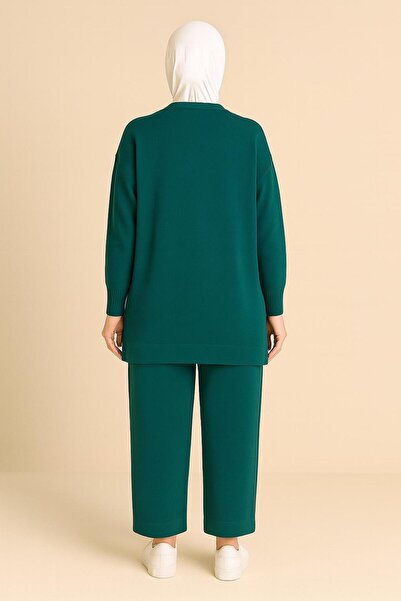 MAY MARA Двукомпонентен комплект от блуза и панталони с флорални апликации