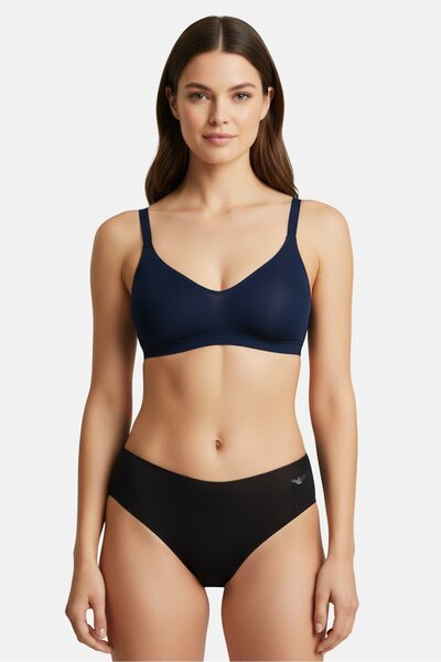 Emporio Armani سراويل داخلية نسائية سادة، باللون الأسود