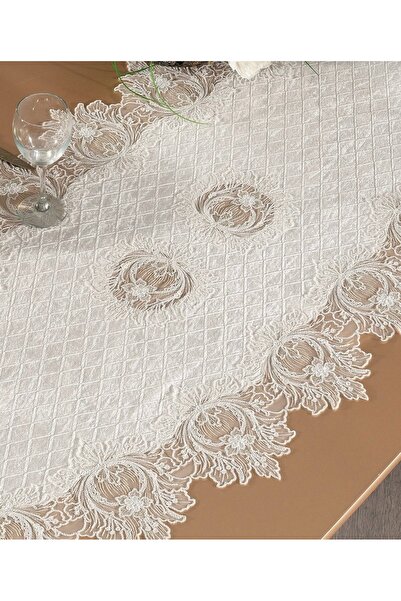 Madamca Cici Velvet Lace Runner Cream (60*120cm)