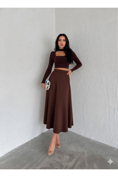 Ozy Fashion Дамска суедна пола в тъмнокафяво с разкроена кройка