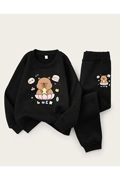 No Plan Комплект спортен екип с кръгла яка и щампа „Капибара късмет“ за момич...