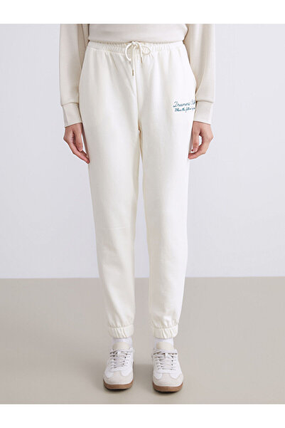 LC Waikiki XSIDE Bej Beli Lastikli Nakışlı Kadın Kalın Jogger Eşofman Altı W5IC28Z8