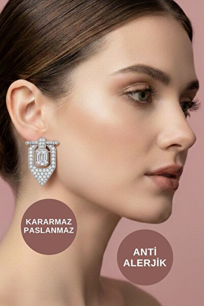 KAYOUBI Kadın Antialerjik Kararmaz Suya Dayanıklı Zirkon Taşlı Serenay Sarıkaya Silver Çelik Küpe Modelleri