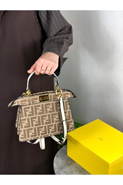 bag Shoulder bag with accessories