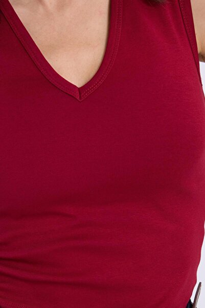 Tudors Women's Slim Fit Slim Fit V-Neck Zero Sleeve Cotton Ribbed Burgundy Blouse