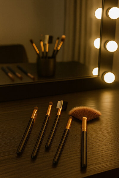 ŞIK VE MUTLU Premium Makeup Brush Set 5 Pieces Make up Brush Set