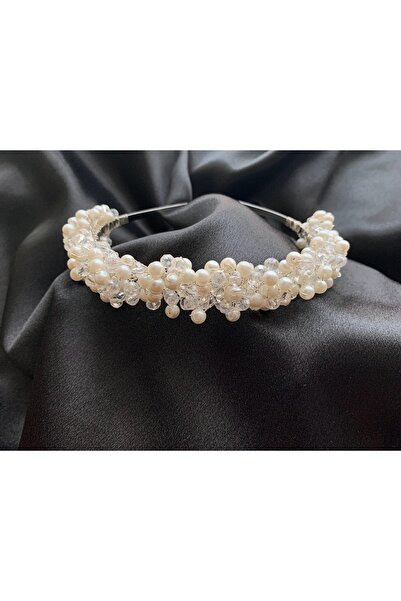 BYEN GİYİM Αξεσουάρ κεφαλής Yanaelin από την Simplicity, Κορώνα από μαργαριτά...