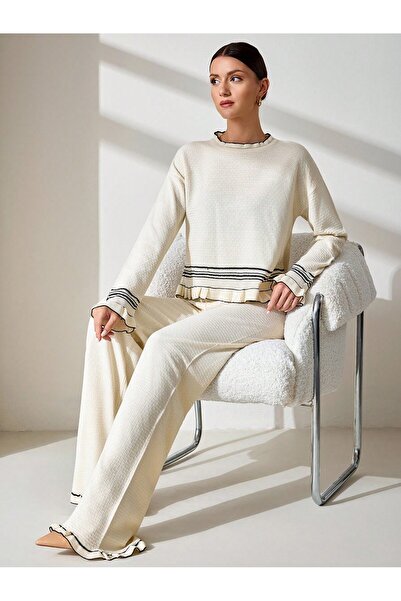 Cherry Butik Set de tricotaje cu pantaloni scurți de lux, cu volane și detali...